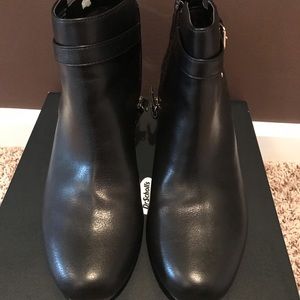Dr. Scholl’s black booties size 8.5